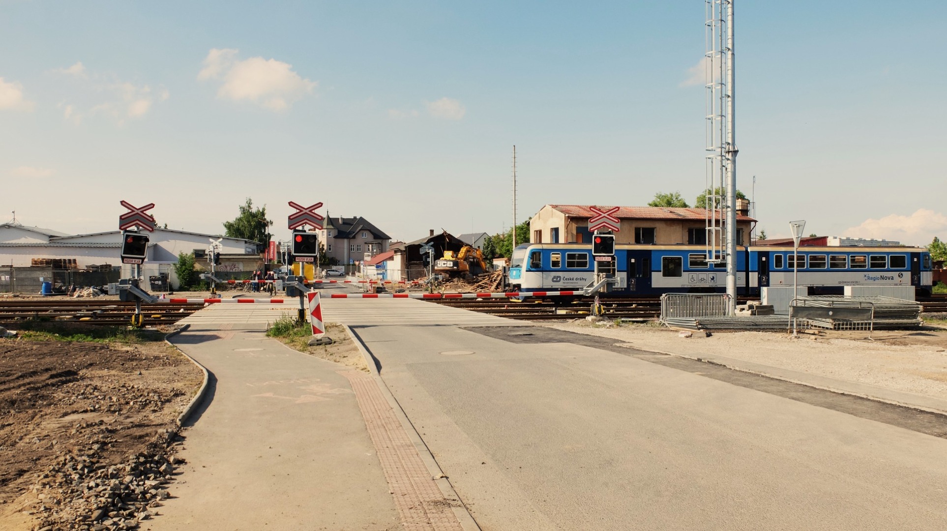 Na Kožovku už se jezdí, Zádušní bude průjezdná o víkendu. Další uzavírky se blíží