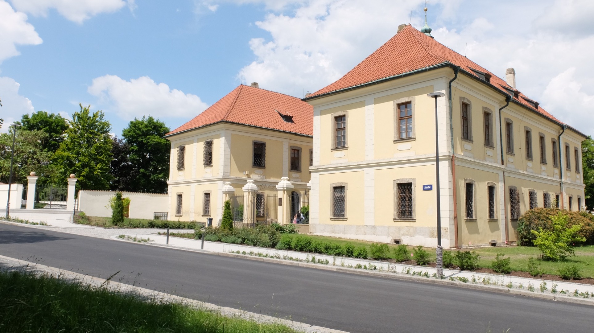 Zádušní už je průjezdná, zajeďte si tudy třeba na Zámek za výstavou