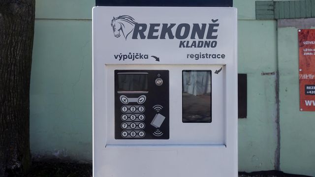 vase kladno rekone automat 01