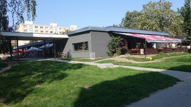 prazankvzadnim