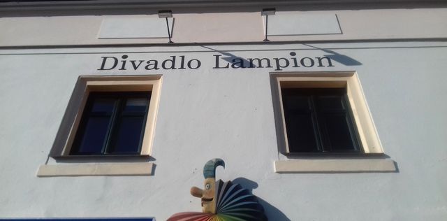Divadlo Lampion zve na dvě premiéry za sebou