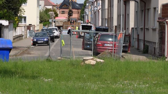 zavstroz