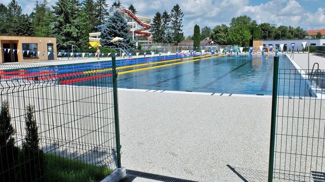 Za koupáním na Kladně i kolem Kladna. Letní koupaliště u Sletiště, to je zábava na celý den Za koupáním na Kladně i kolem Kladna. Letní koupaliště u Sletiště, to je zábava na celý den