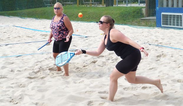 Na Vavřinci se hrál beach tenis pro Hospic sv. Hedviky