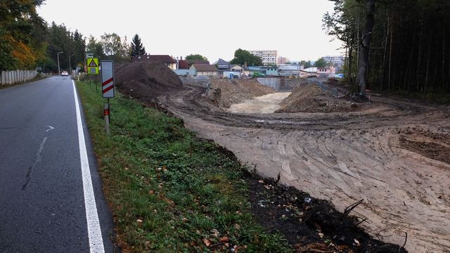 Řidiči pozor! Od pondělí bude částečně omezen provoz na silnici mezi Kladnem a Velkou Dobrou!