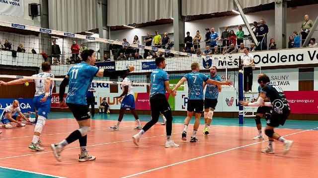 Kladno dál vévodí extralize