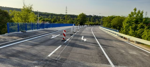 Zítra odpoledne se otevírá most mezi Švermovem a městem