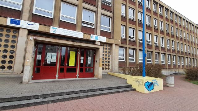 Základka na talíři (s receptem). Sedmička s osmičkou chodí na knedlík s cibulkou