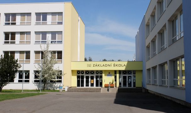 Základka na talíři (s receptem). Na čtyřce letí špagety a ptáček
