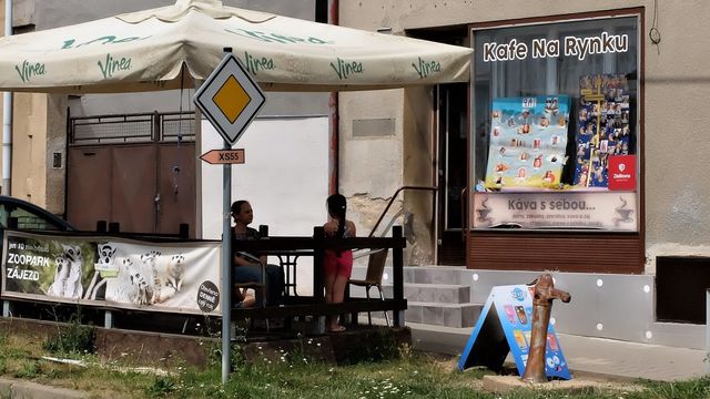 Cukrárny kolem Kladna. Brandýsku vévodí jahodový dort