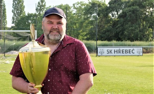 Štěpán Sádecký přirovnává Kladno k Barceloně a Hřebeč staví tribunu
