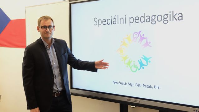 Populární škola míří k fakultnímu vzdělávání