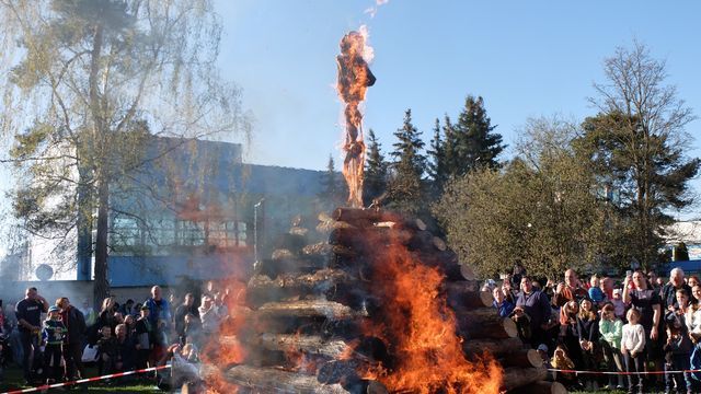 Zítra je na Sletišti Čarodějnické rejdění. Buřty zakoupíte na místě Zítra je na Sletišti Čarodějnické rejdění. Buřty zakoupíte na místě