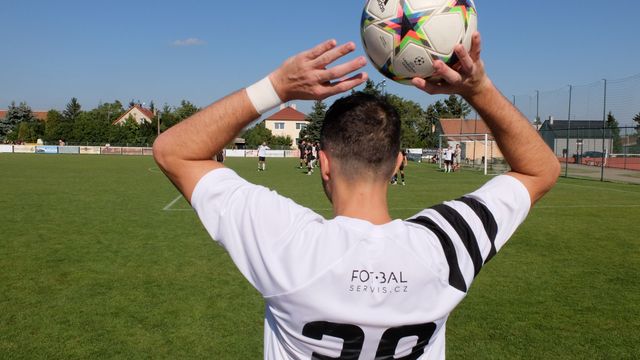 Chomutov znovu Kladnu odskočil. Hřebeč a Slaný bodovaly