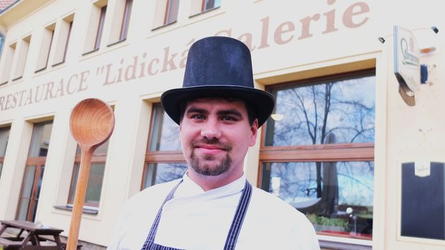 Jak se vede, hostinští? V Lidicích se ujal hostince kuchař Janeček