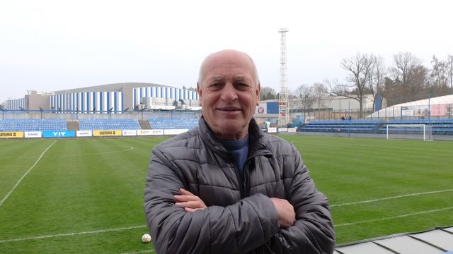 Ulička Jirky Škváry: Derby v Tuchlovicích měl v režii rozhodčí...